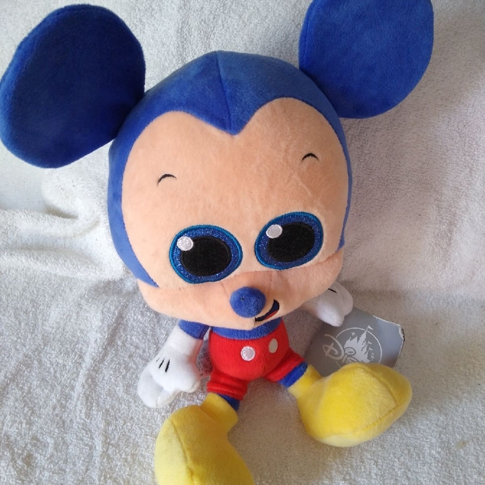 Disney Parks Mickey Mouse Plush New